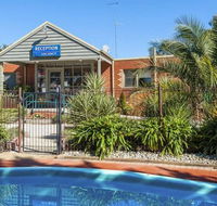 COMFORT INN COACH AND BUSHMANS - Accommodation Bookings