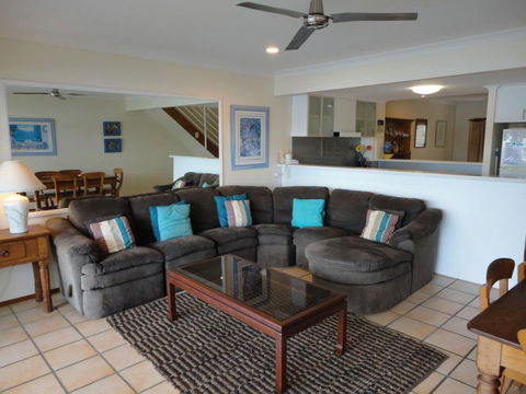 Noosa Entrance Waterfront Resort - Accommodation Bookings 13