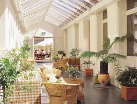 AnsoniA On Lydiard - Accommodation Bookings 0