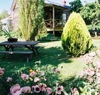 Holyrood House - Accommodation Bookings