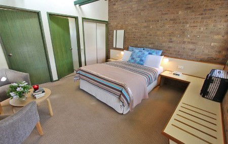 The Beachfront Motel - Accommodation Bookings 2