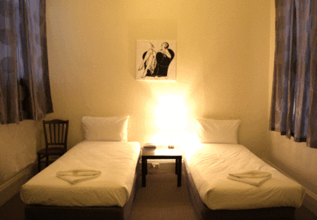 Ambassadors Hotel - thumb 2