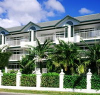 Costa Royale Beachfront Apartments - Accommodation Bookings