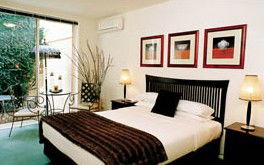 Knightsbridge Apartments - Accommodation Bookings 1