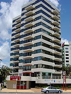 Beachfront Towers - Accommodation Bookings 0