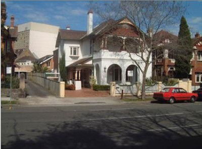 Mclaren Hotel - Accommodation Bookings 0