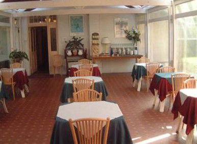 Mclaren Hotel - Accommodation Bookings 1