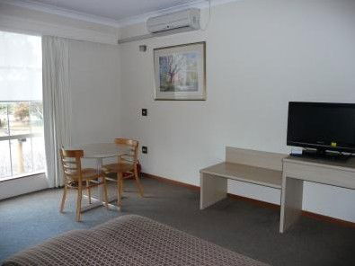 Hamiltons Townhouse Motel - thumb 3