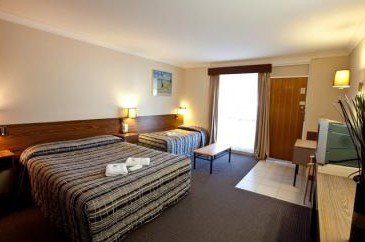 Golden West Motor Inn - Accommodation Bookings 1