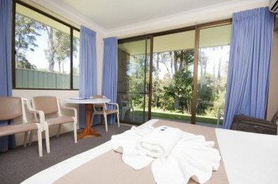 Island Palms Motor Inn - Accommodation Bookings 1