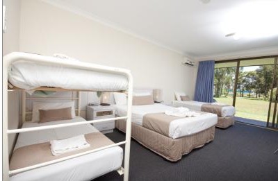 Island Palms Motor Inn - thumb 2