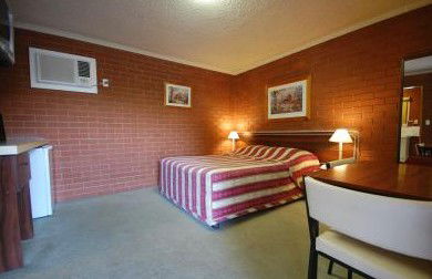 Junction Motor Inn - thumb 2