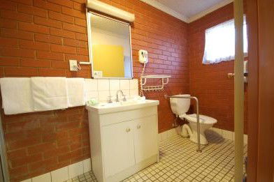 Junction Motor Inn - thumb 3
