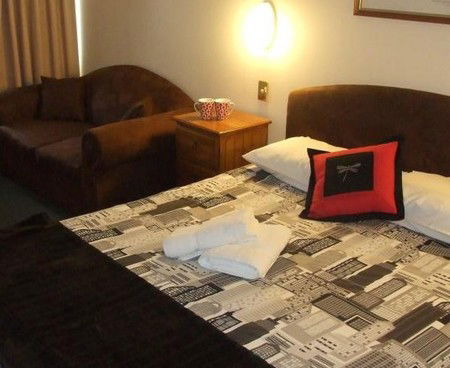 Lilac City Motor Inn & Streakhouse - Accommodation Bookings 4