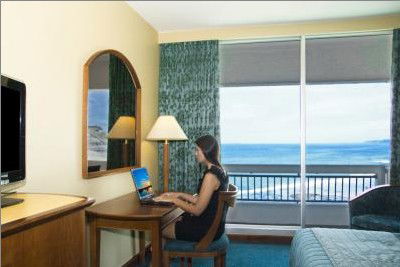 Quality Hotel Noahs On The Beach - Accommodation Bookings 1