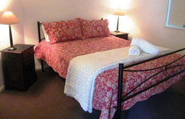 Clarks Beach Apartment - Accommodation Bookings 4