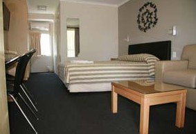 Queensgate Motel - Accommodation Bookings 0
