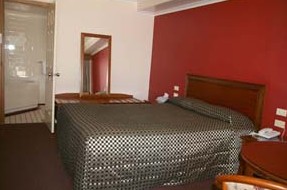 Queensgate Motel - thumb 3