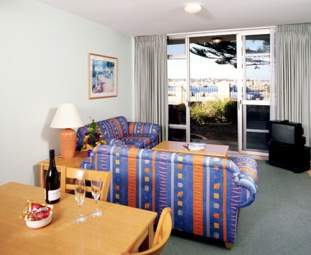 Quest Harbour Village - thumb 1