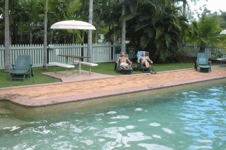 Cane Village Holiday Park - thumb 3