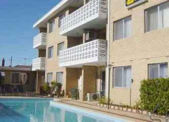 Brownelea Holiday Apartments - thumb 2