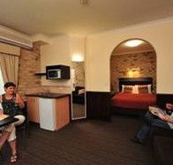 Highlander Motor Inn And Apartments - Accommodation Bookings