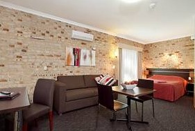 Highlander Motor Inn And Apartments - thumb 4