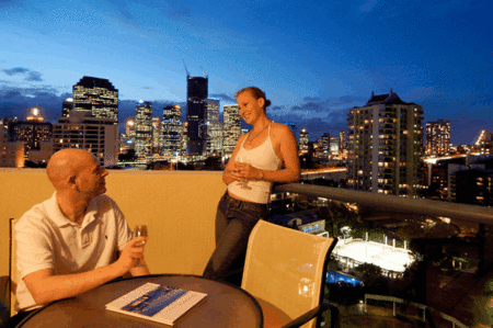 Central Dockside Apartments - thumb 4
