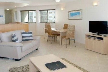 Malibu Mooloolaba - Accommodation Bookings 2