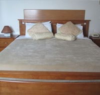 The Plough Hotel - Accommodation Bookings