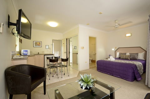 Reef Palms - Accommodation Bookings 1