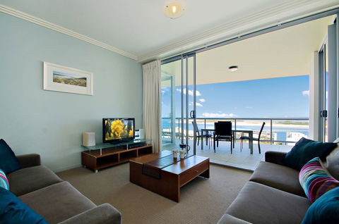 Pumicestone Blue Resort - Accommodation Bookings 1