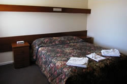 Golden Hills Motel - Accommodation Bookings 1