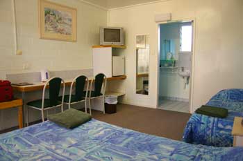 Cooroy Motel & Caravan Park - Accommodation Bookings 1