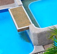 Waters Edge The Strand - Townsville - Accommodation Bookings