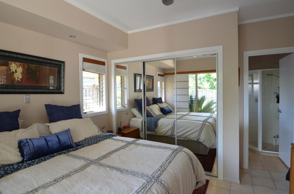  Accommodation Bookings