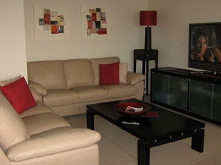 Beachfront Towers - Accommodation Bookings 8