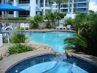 Estoril On Moffat Holiday Apartments - Accommodation Bookings 4