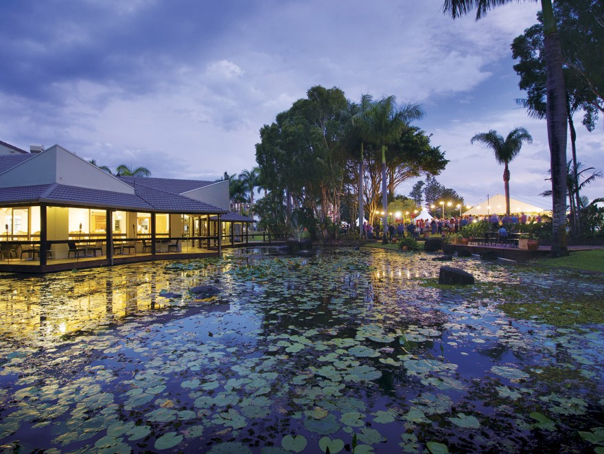 Oaks Oasis - thumb 1