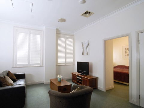 Rothbury On Ann Heritage Apartment Hotel - Accommodation Bookings 3