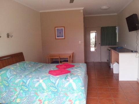 Bowen Arrow Motel - Accommodation Bookings 3