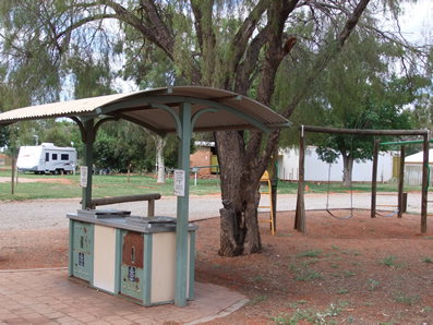 Desert Oaks Resort - Accommodation Bookings 6