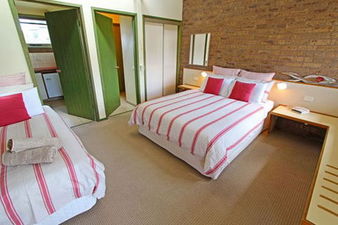 Great Ocean Road Beachfront Motel - Accommodation Bookings 1