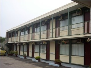 Beach Motor Inn - thumb 1