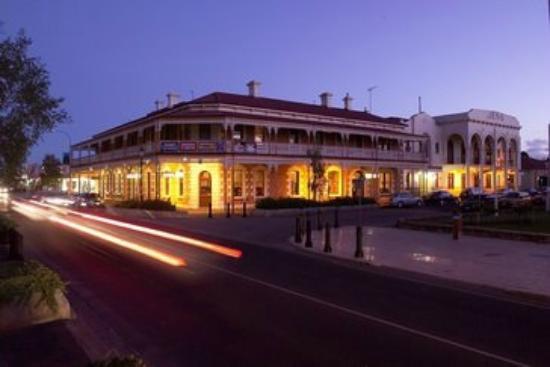 Jens Town Hall Hotel - thumb 3