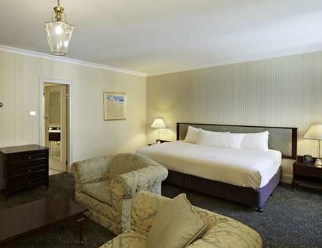 Parmelia Hilton - thumb 1