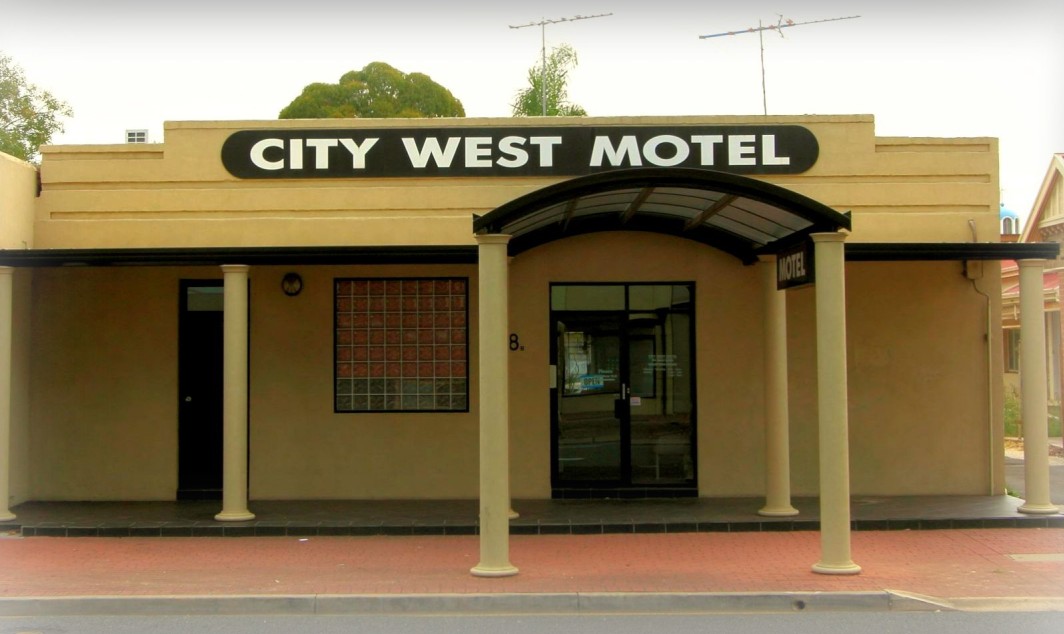 City West Motel - thumb 0