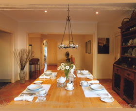 Ellis B And B - Accommodation Bookings 1