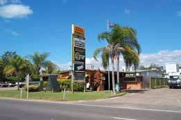 Queens Beach Motor Hotel - Accommodation Bookings 0