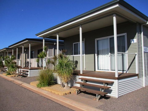 Sundowner Cabin And Tourist Park - Accommodation Bookings 10